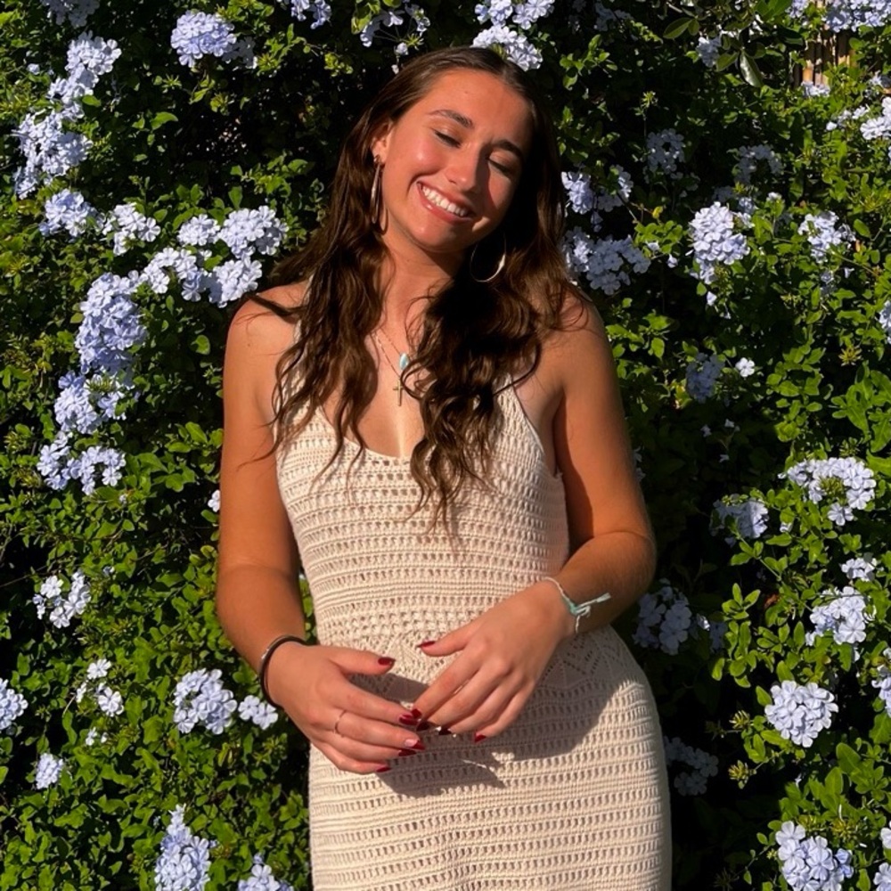 Meet your Posher, Ana